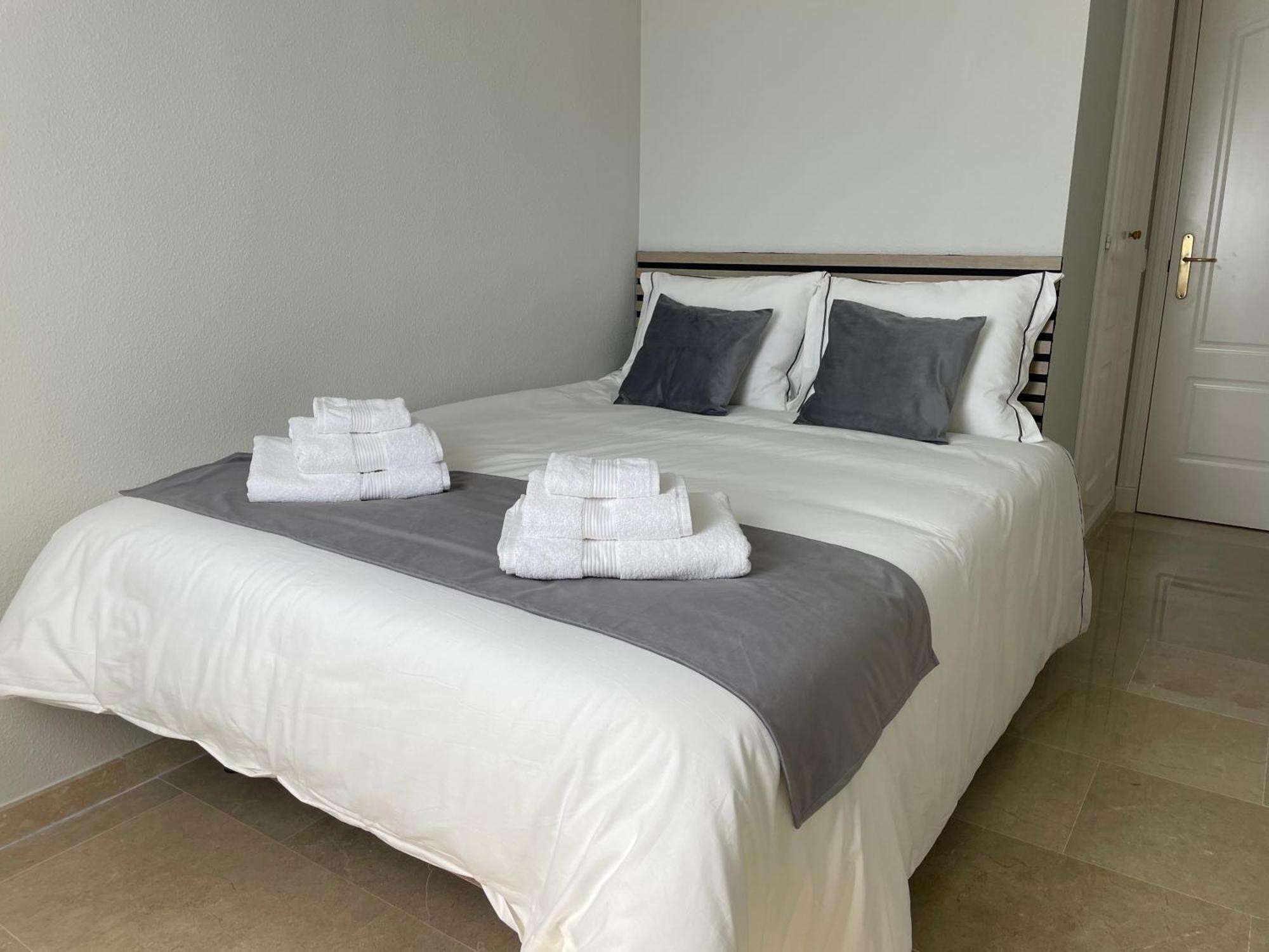Apartamento En Marina Duquesa Castillo de Sabinillas Εξωτερικό φωτογραφία